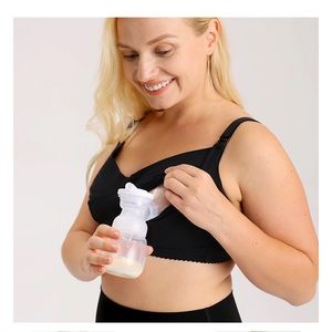 Momcozy Deep V Hands Free Pumping Bra